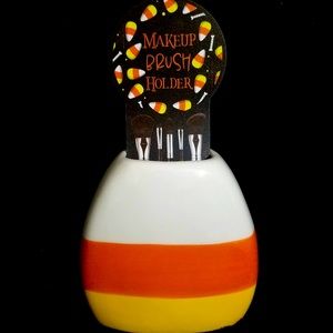 Candy corn makeup holder